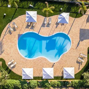 https://agriturismo-feudo-muxarello.sicilyhotelsitaly.net